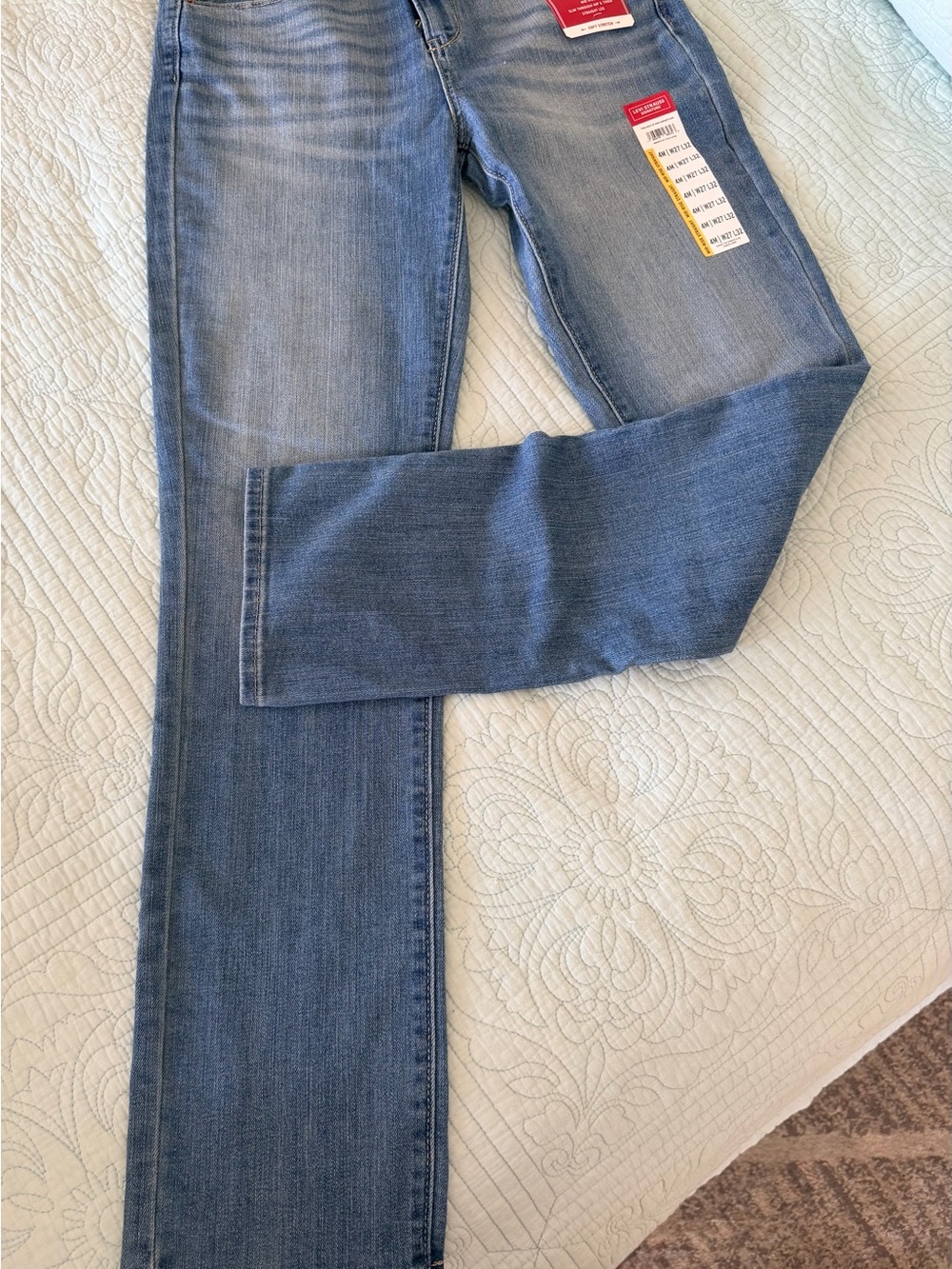 Levi's Light Blue Mid-Rise Straight Jeans